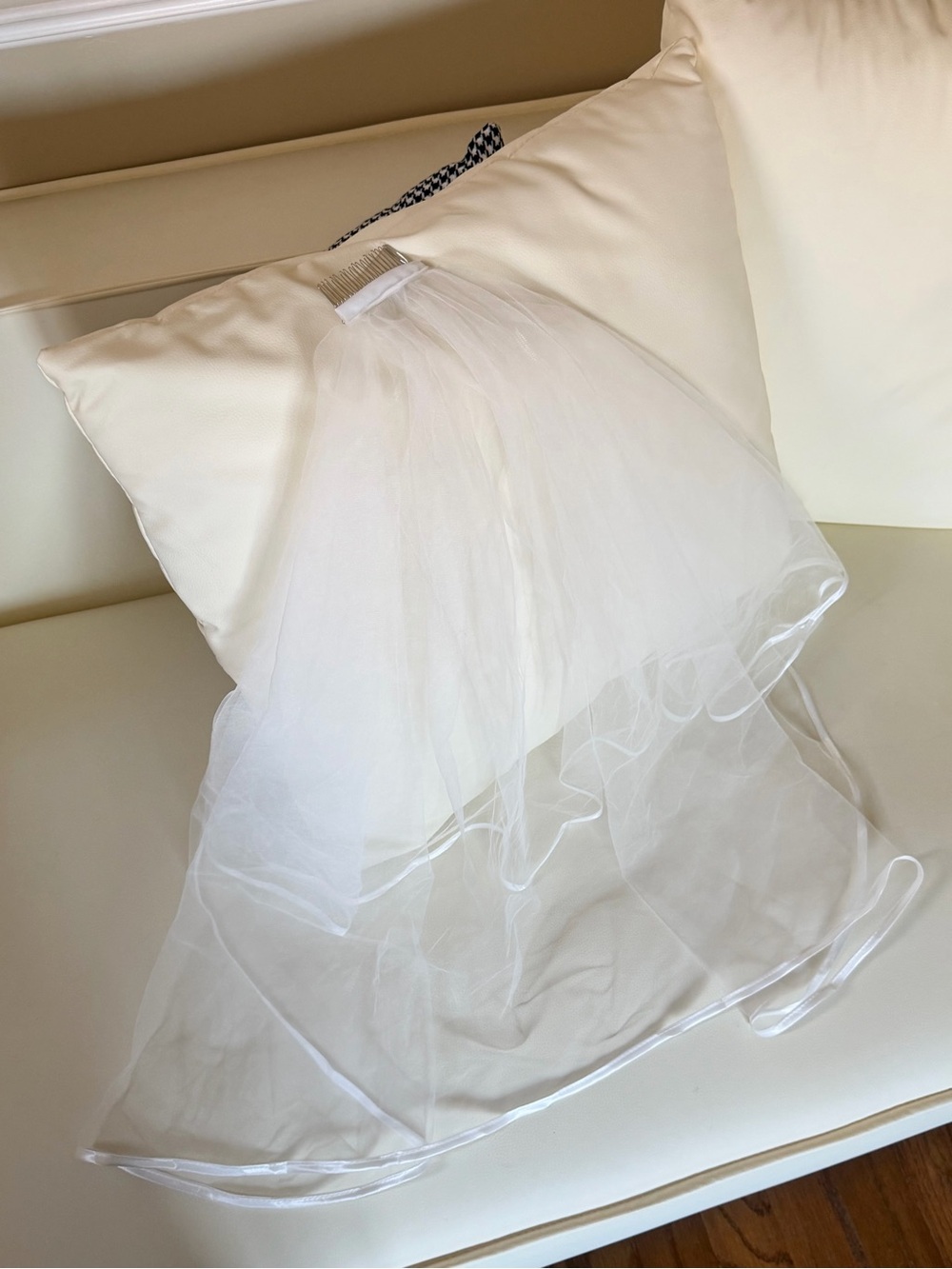 White Bridal Veil